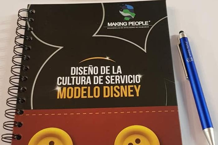 Cultura de Servicio · Modelo Disney — Material académico del programa